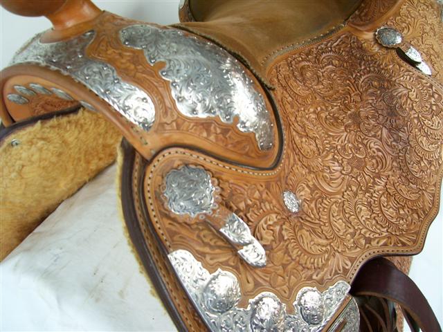 Used Saddle:- Image Number:0